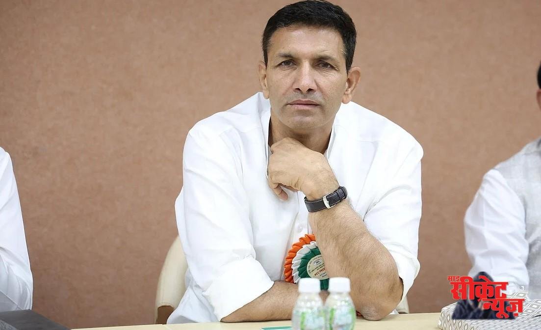 स्टाम्प शुल्क में बेतहाशा वृद्धि! जनता पर सरकार का नया बोझ, पटवारी ने CM को लिखा पत्र