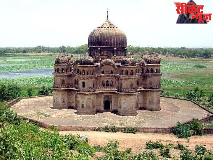 Maharaja Chhatrasal in Chhatarpur