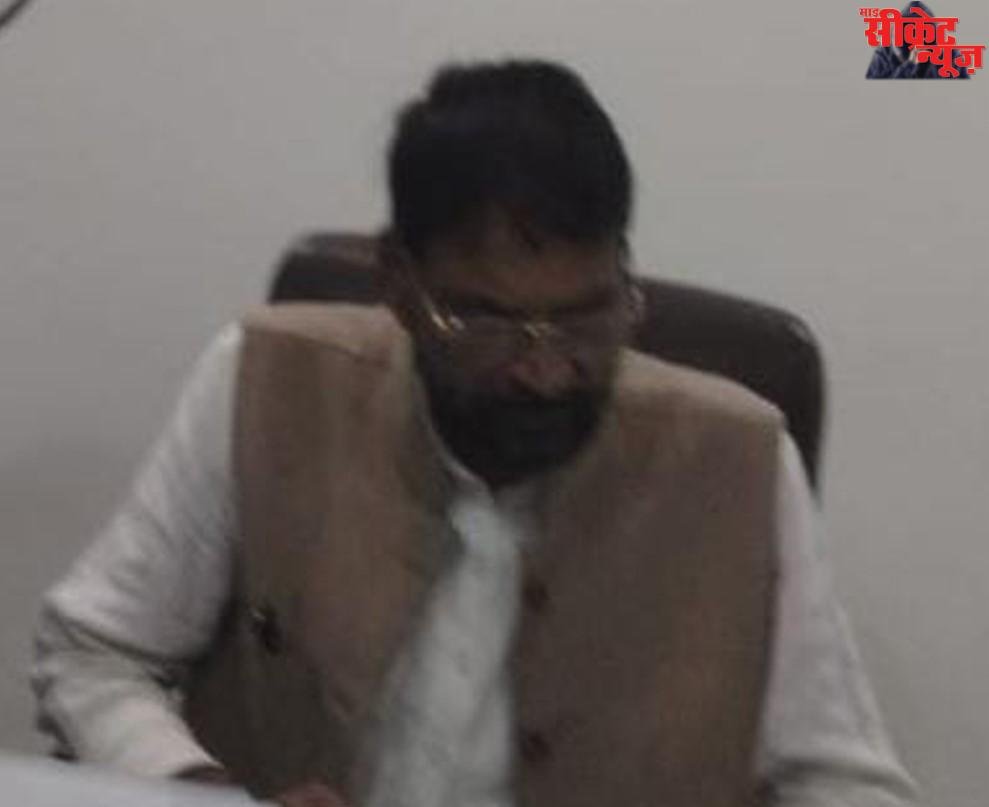 नर्मदा विकास प्राधिकरण के अधिकारी एचआर चौहान की फर्जी नियुक्ति