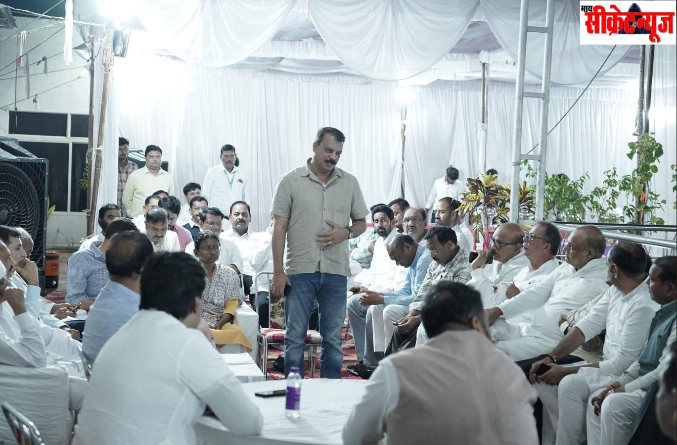 MP में टूट रोकने विधायकों को कर्नाटक भेजेगी कांग्रेस, विशेष विमान से जाएंगे बेंगलुरू