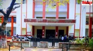 जबलपुर के रानी दुर्गावती विश्वविद्यालय में एक ही गलती दो बार, एमए अंग्रेजी परीक्षा में फिर थमा दिया गलत पेपर