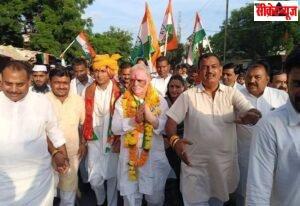 उपचुनाव का प्रचार तेज: जयवर्धन सिंह ने भाजपा को घेरा, 5 गुटों में बंटी पार्टी बताया, बोले- नतीजे 2028-2029 की दिशा करेंगे तय