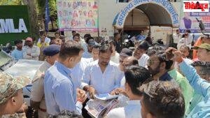 आमला की जनसमस्याओं एवं भ्रष्टाचार को लेकर शहर कांग्रेस ने प्रभारी मंत्री के नाम कलेक्टर को  सौंपा 7 सूत्रीय ज्ञापन।