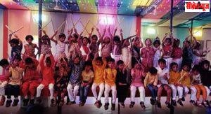 पैराडाइज स्कूल में भक्ति और संस्कृति का संगम, थिरके नन्हें गरबा वीर।