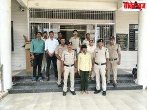बोरदेहि पुलिस की बड़ी कार्रवाई: मक्का की आड़ में उगा रहा था गांजा, 29 पौधे जप्त। पुलिस ने ग्राम बोदुड़ में मारा छापा, 44 हजार का गांजा बरामद, आरोपी गिरफ्तार।